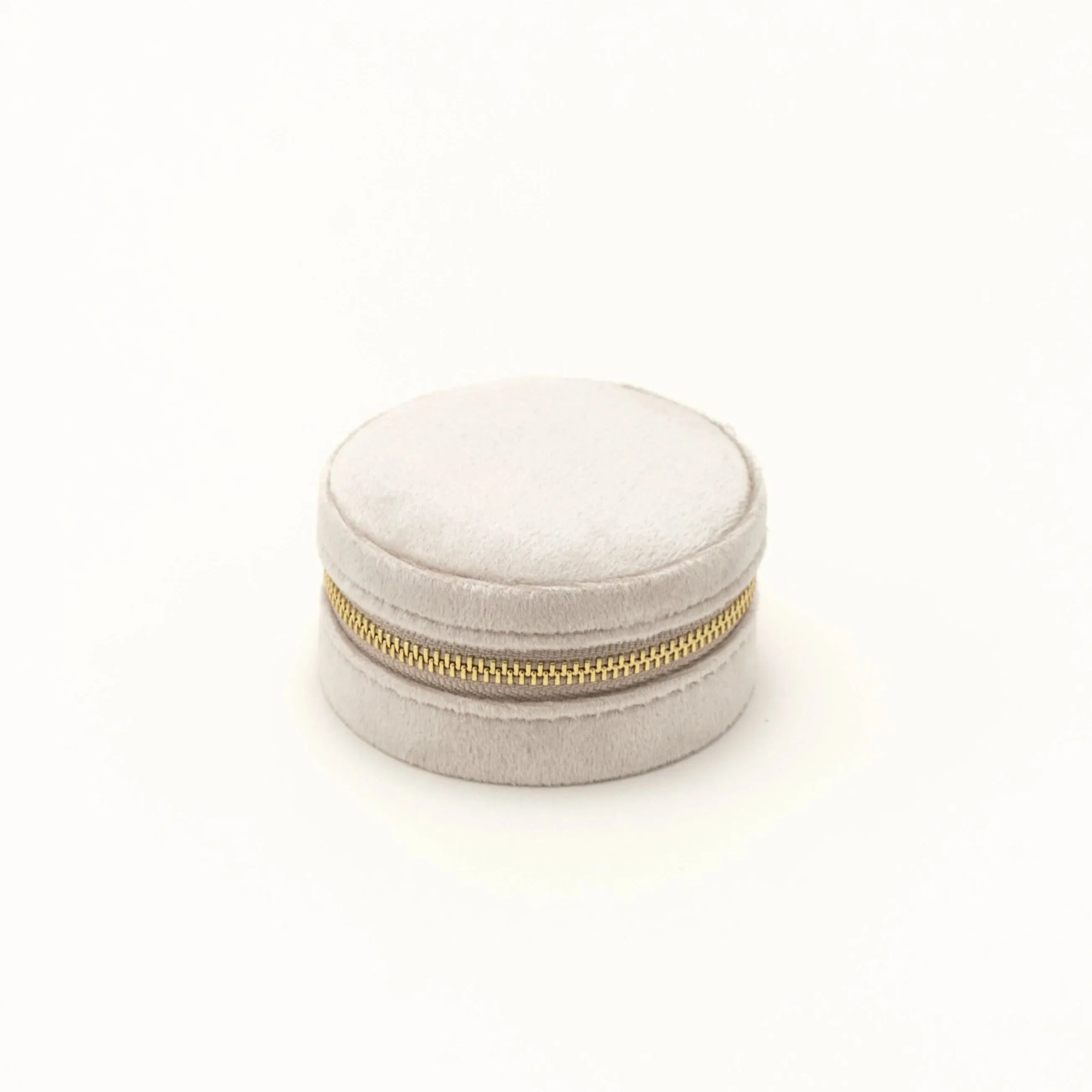 Creme Circle Jewelry Case