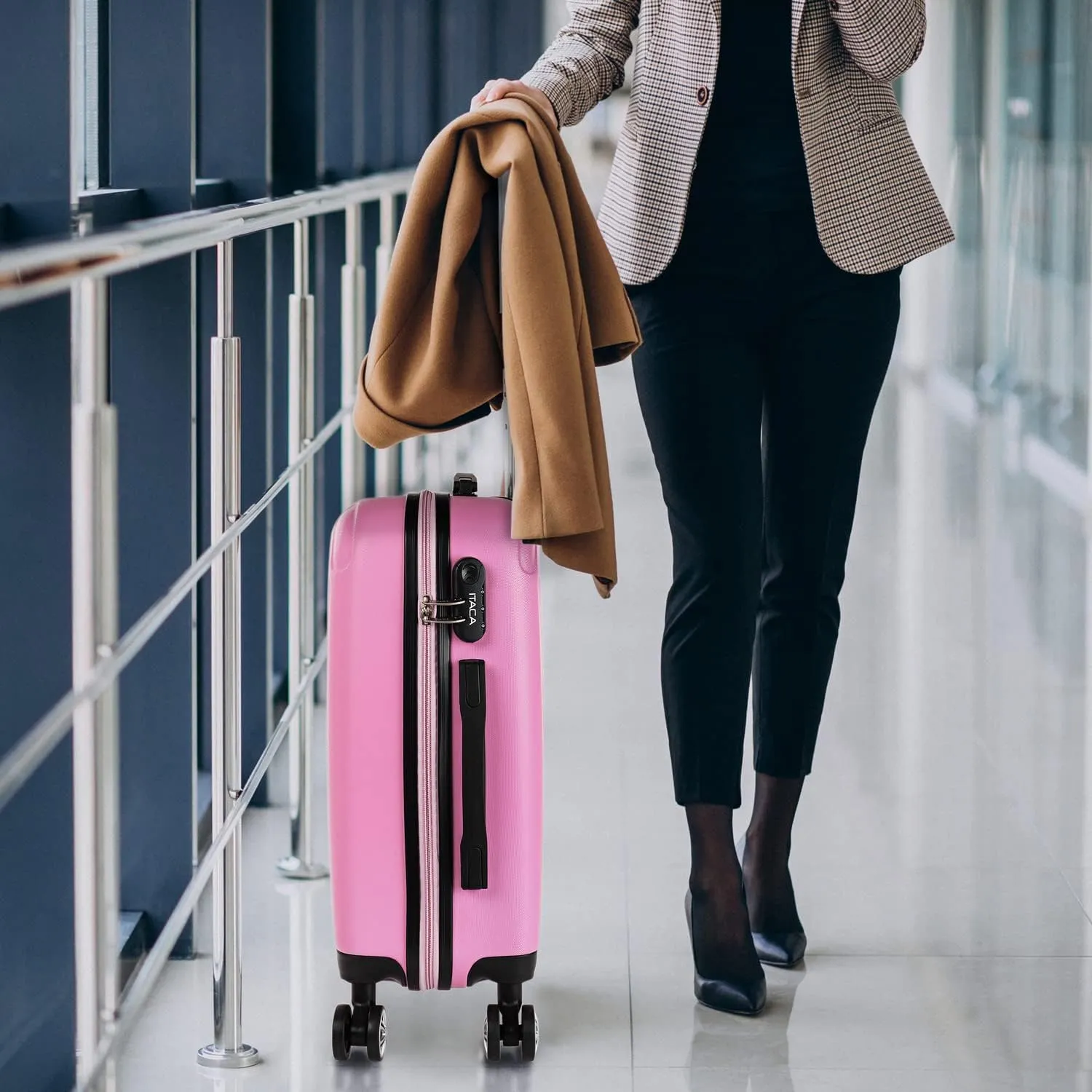 ITACA Juego Maletas de Viaje 4 Ruedas Trolley ABS. Extensibles Rgidas Resistentes y Ligeras. Mango Asas Candado. Pequea Cabina Low Cost, Mediana y Grande y Neceser. T71500